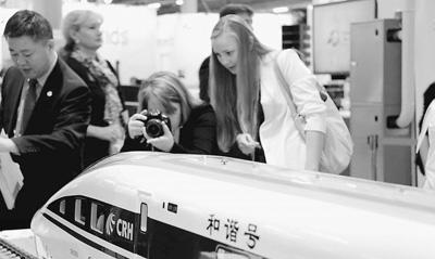 中国高铁签海外第一单:中俄合作投入180亿美元