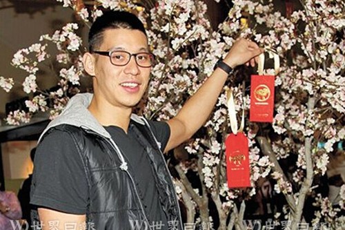 林书豪谈闯荡NBA:曾吃炸鸡泄恨失意时躲被窝里哭