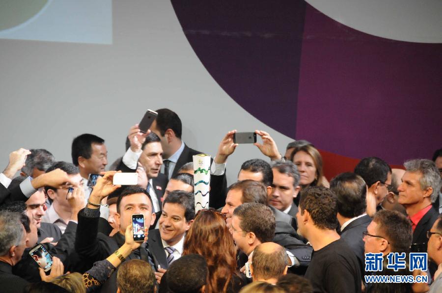 （体育）（6）里约奥运火炬式样和传递路线揭晓 