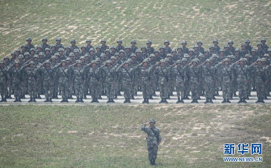 （军事）（8）驻港部队首次在港开放联合军演