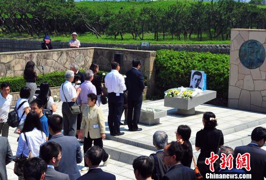 聂耳遇难地日本藤泽市鹄沼海岸举行聂耳纪念活动(图)