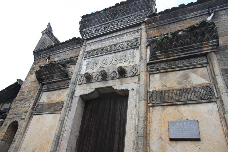 记者团探秘江西驿前明清古镇 体验客家风情