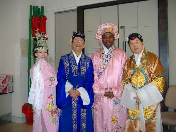 洋笑星莫里斯的中国情缘