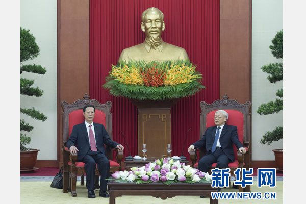 7月17日，中共中央政治局常委、国务院副总理张高丽在河内会见越共中央总书记阮富仲。 新华社记者王晔摄