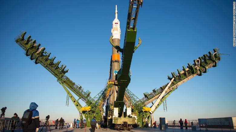 全球唯一自费太空游训练过程大揭秘：适应失重生活 