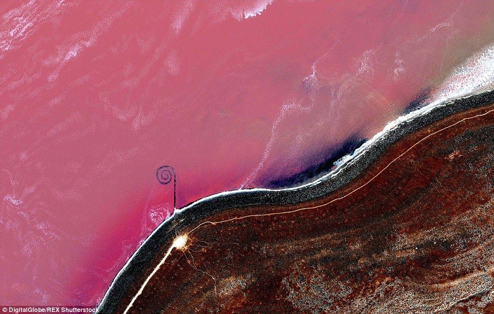 全球各地标卫星俯瞰图呈现另类美