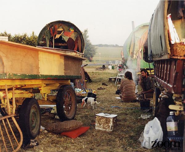 探访“新吉普赛人”:那些远离政府回归部落的英国漫游者
