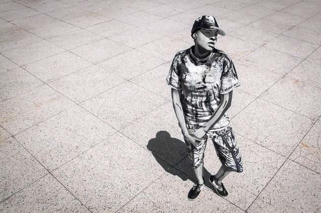 外国女子把身体当画布 与街头艺术完美融合 (组