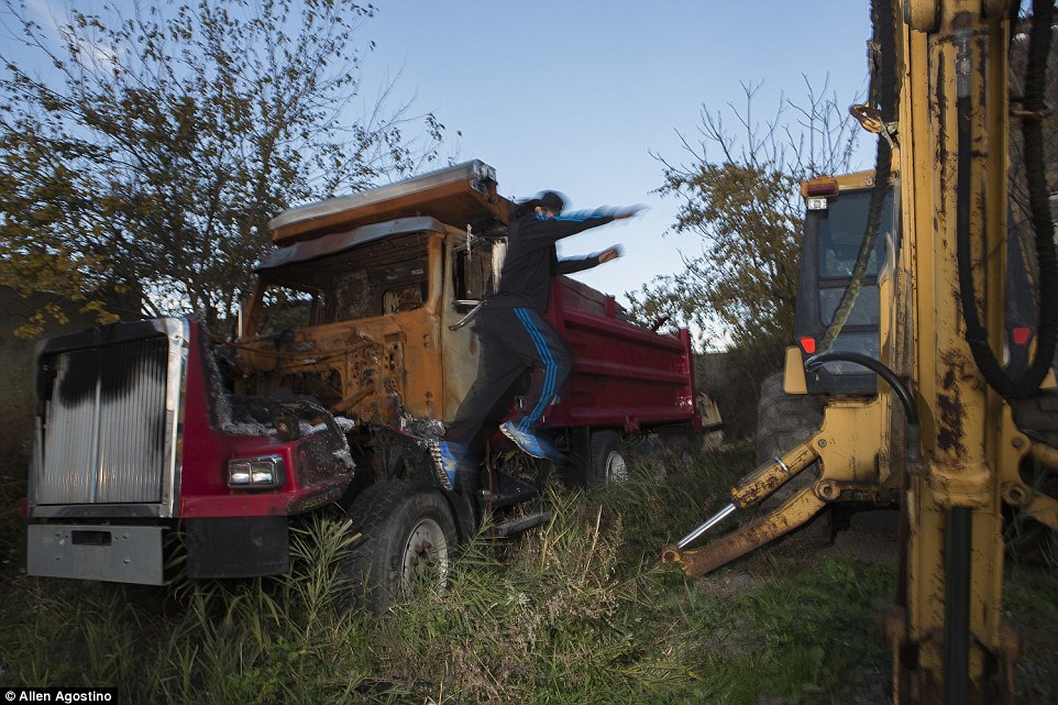 摄影师十四个月跟拍纽约贫民窟