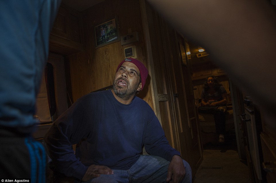 摄影师十四个月跟拍纽约贫民窟