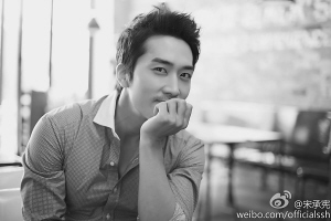 宋承宪赞刘亦菲：她很出色，很多时候比我成熟