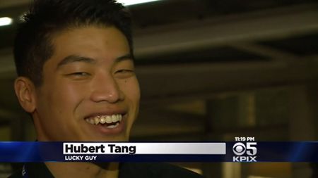 美国一华裔男子捡到20美元买彩券中100万大奖