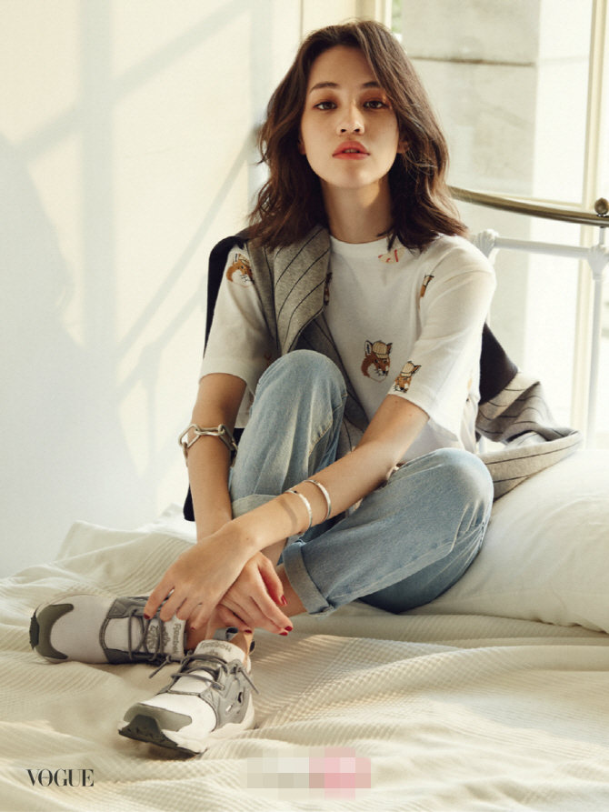 权志龙前女友水原希子拍写真 独家解析两人分手原因【组图】