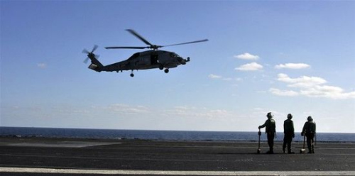 日美“利剑”军演。