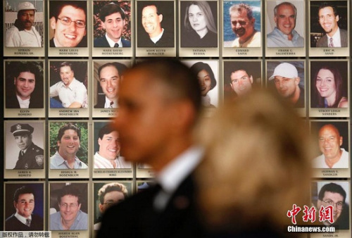 美国9&middot;11国家纪念博物馆。图为9&middot;11事件中遇难者的照片墙。