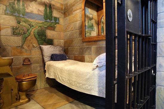 旅行路上&ldquo;吃牢饭&rdquo;：美国监狱stlye旅馆（图）