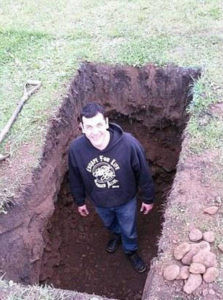 组图：逃生大师表演失败 网友:拿生命表演! 