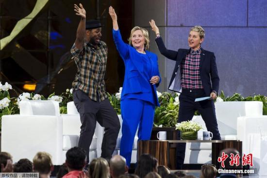 9月8日，美国纽约，美国民主党总统候选人希拉里&middot;克林顿现身艾伦秀，大跳Nae Nae舞。