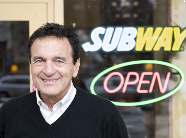 赛百味联合创始人德卢卡去世 享年67岁