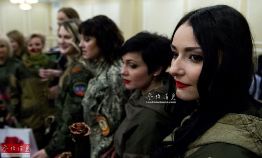 乌克兰东部女民兵选美大赛