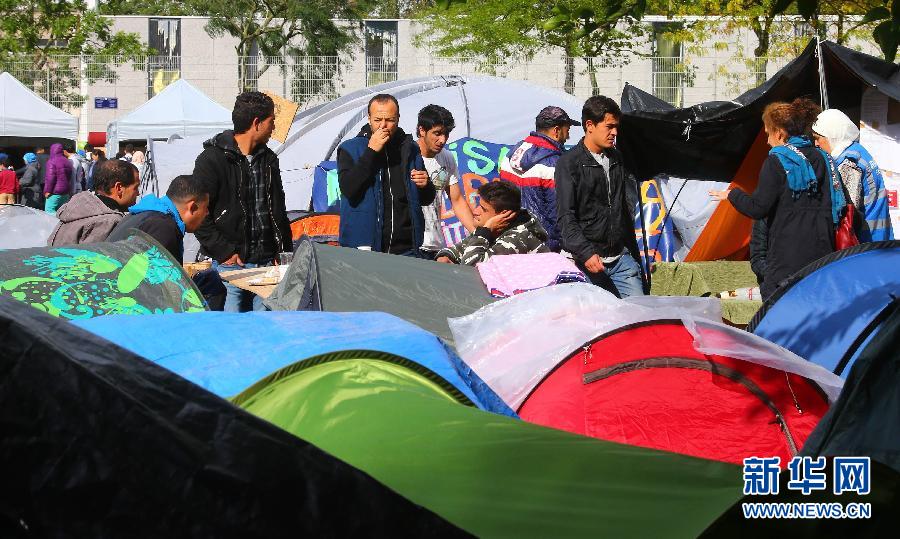 （国际）(1)宰牲节探访布鲁塞尔难民临时营地