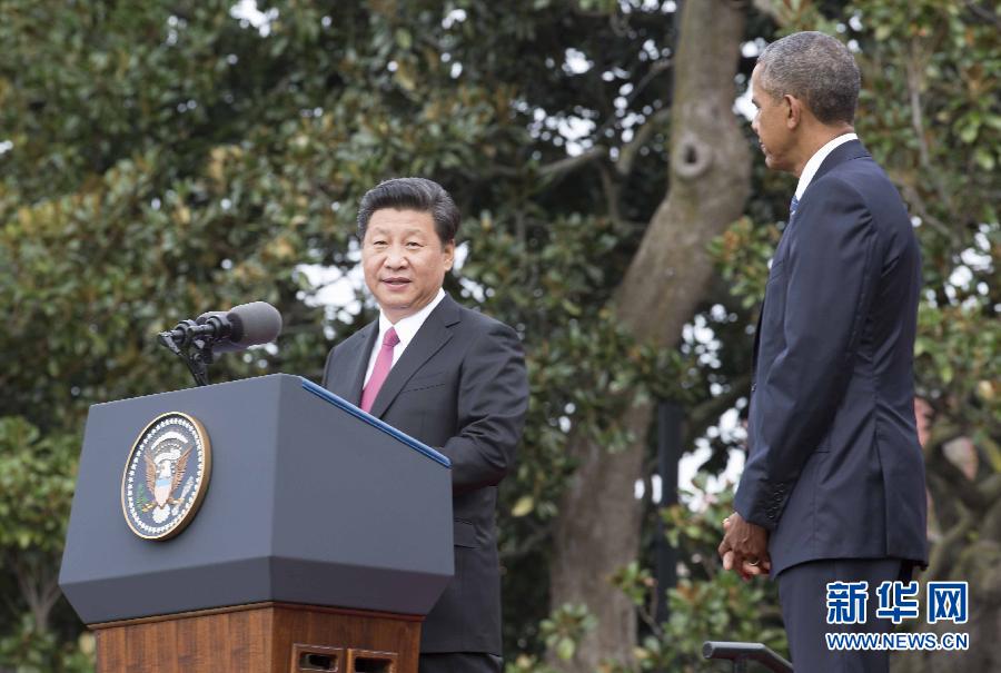 9月25日，美国总统奥巴马在华盛顿白宫南草坪举行隆重仪式，欢迎国家主席习近平对美国进行国事访问。 新华社记者 黄敬文 摄