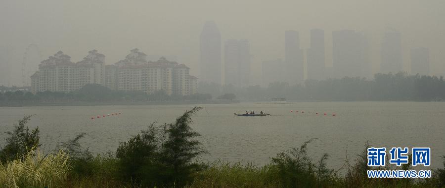 （国际）（1）烟霾持续笼罩新加坡