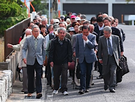 当地原告团体。