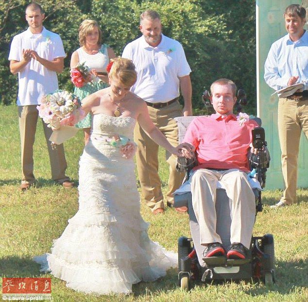 爱的力量：瘫痪6年丈夫与妻子跳起第一支舞