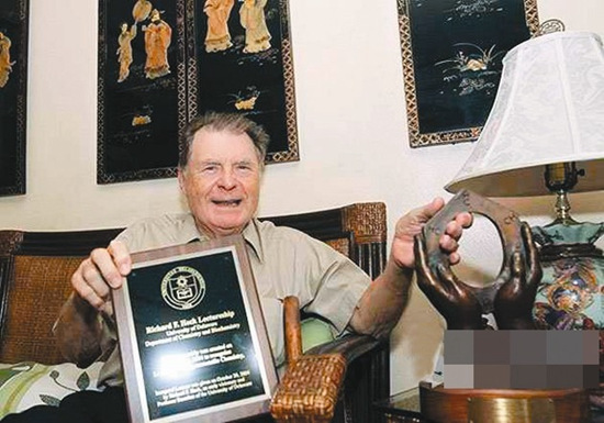 诺奖得主凄凉离世：为人谦卑简单，淡泊名利（图）