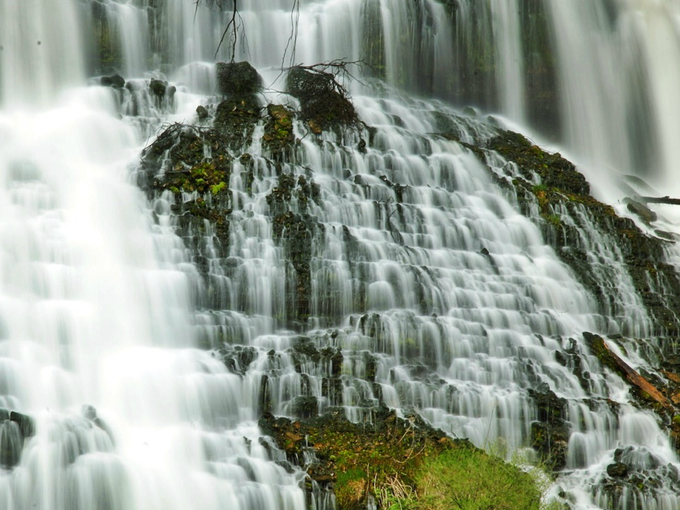 盘点全球&ldquo;美到窒息&rdquo;的瀑布