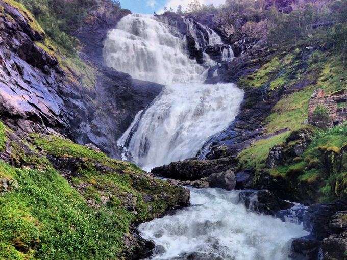 盘点全球&ldquo;美到窒息&rdquo;的瀑布