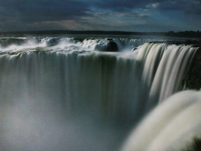 盘点全球&ldquo;美到窒息&rdquo;的瀑布