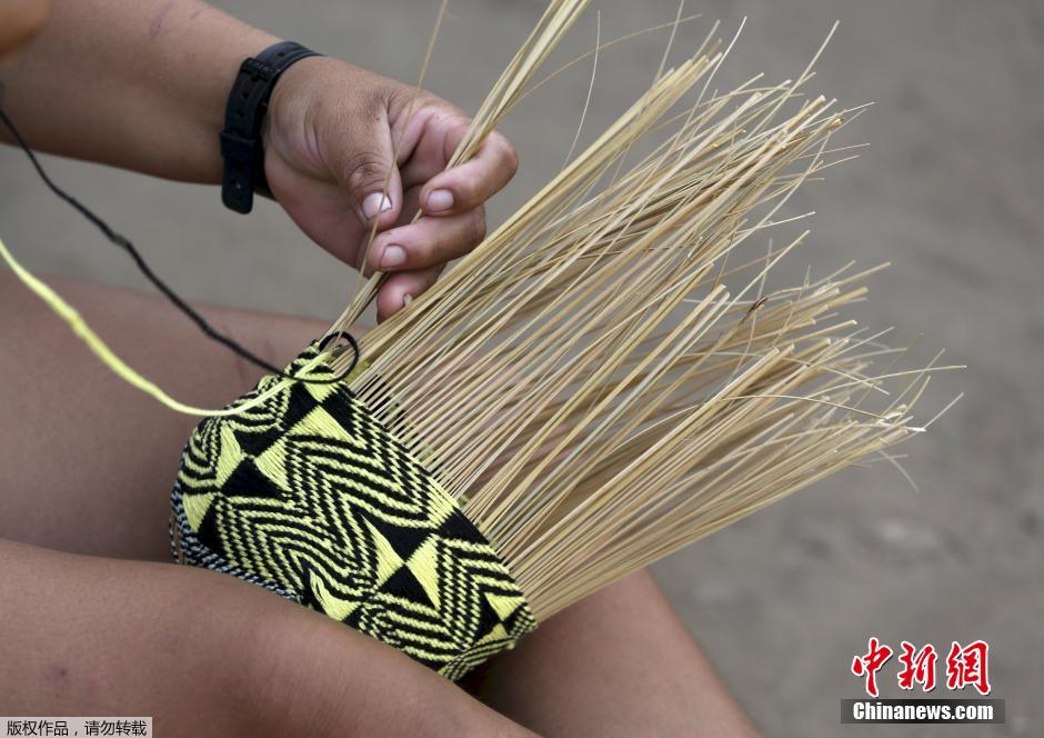 探访巴西原住民卡马尤拉部落