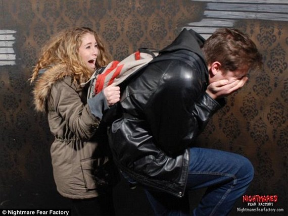 挑战北美最古老鬼屋的“下场”,看看他们的下场