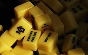 103岁老人打麻将从早到晚精神倍儿爽 盘点奇葩的长寿秘方