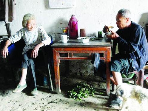 103岁老人打麻将从早到晚精神倍儿爽 盘点奇葩的长寿秘方