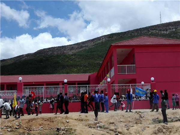 中国民企让安哥拉铁路大动脉复活