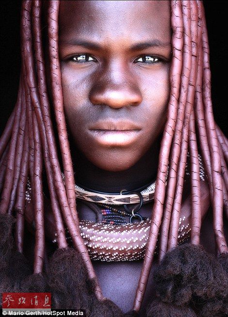 探访非洲原始部落:男性想结婚女性亲属需被打