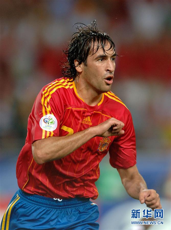 （体育&middot;专题）（2）前皇马传奇劳尔正式退役