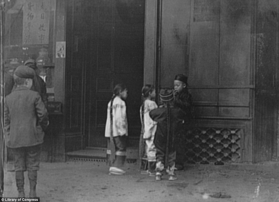 罕见百年黑白照:鸦片战争间逃难旧金山的中国儿童