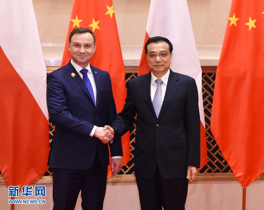 11月24日，國務院總理李克強在蘇州東山賓館會見來華出席第四次中國－中東歐國家領導人會晤並對華進行國事訪問的波蘭總統杜達。 新華社記者 饒愛民 攝 