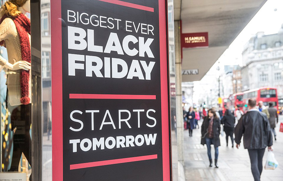 亚马逊英国仓库备战&ldquo;黑五&rdquo;购物节 场面壮观