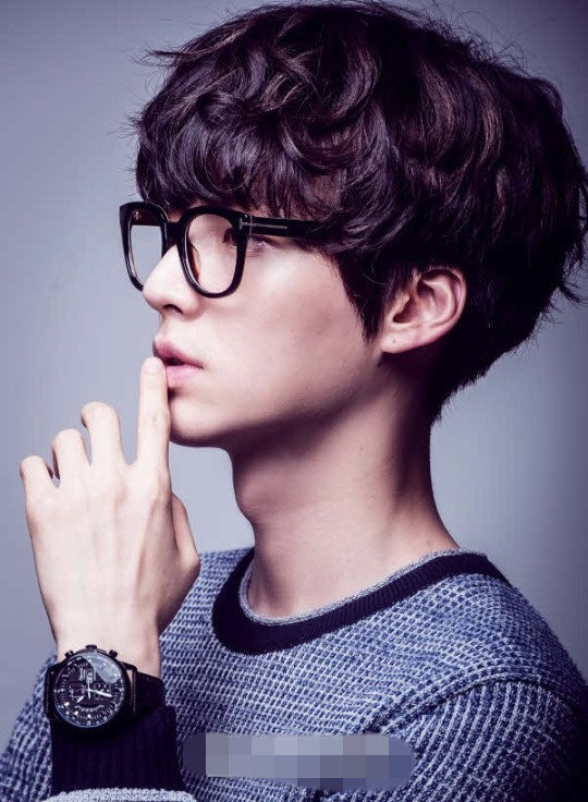 李钟硕金宇彬朴海镇南柱赫 盘点韩国模特出身的长腿男星【组图】