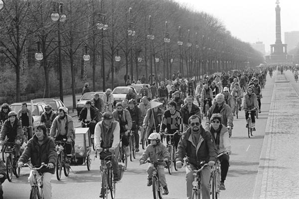 从柏林到巴黎:全球气候变化谈判之路