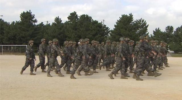 韩综《真正的男人》播放日本军歌引众怒(图)