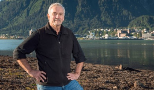 警方称阿拉斯加首府新市长死于自然原因（图）