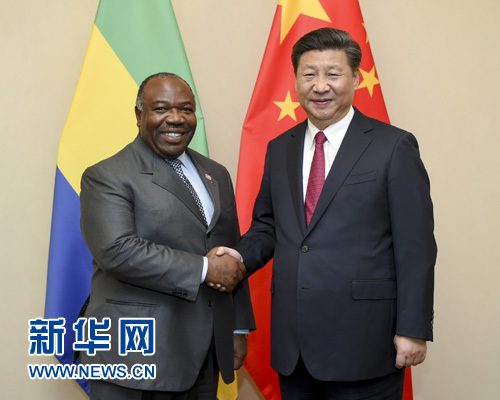 12月3日,国家主席习近平在约翰内斯堡会见加蓬总统邦戈。新华社记者 谢环驰 摄 12月3日,国家主席习近平在约翰内斯堡会见加蓬总统邦戈。新华社记者 谢环驰 摄