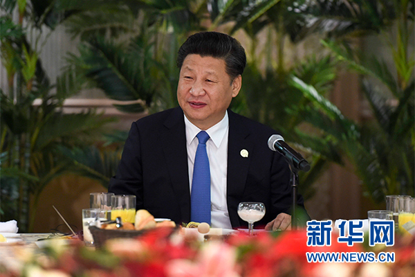 12月4日，国家主席习近平在约翰内斯堡集体会见13位非洲国家领导人。 新华社记者 谢环驰 摄