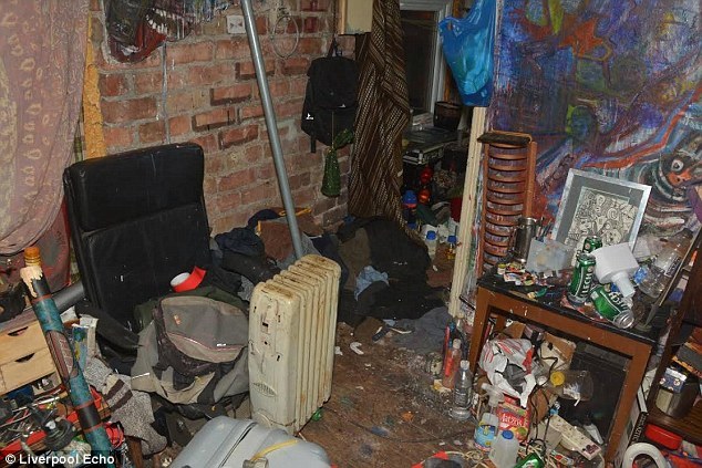 现实版绝命毒师制毒间：肮脏无比